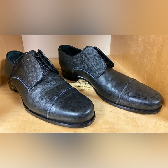 LOUIS VUITTON MEN LUXURY SHOES MADE IN FRANCE SIZE 7 - Picture 1 of 10